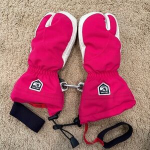Hestra Womens Size 8 Gloves/Mittens